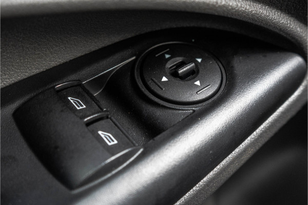 Ford Transit Connect 1.5 EcoBlue | Cruise | PDC | Airco | Victron Omvormer | Trekhaak