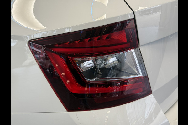 Škoda Fabia Combi 1.0 Business Edition Panoramadak Carplay Full-led