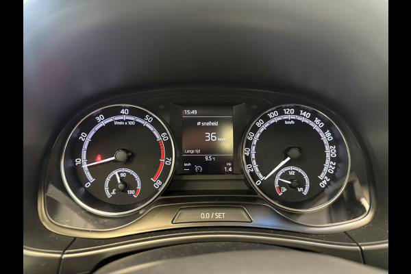 Škoda Fabia Combi 1.0 Business Edition Panoramadak Carplay Full-led