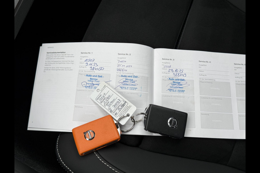 Volvo XC40 1.5 T4 Plug-in hybrid Plus Dark | Navi | Memory | H/K Audio | 360* Camera | 20 inch