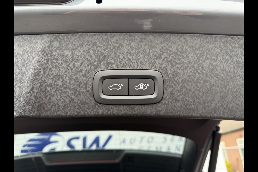 Volvo XC40 1.5 T4 Plug-in hybrid Plus Dark | Navi | Memory | H/K Audio | 360* Camera | 20 inch