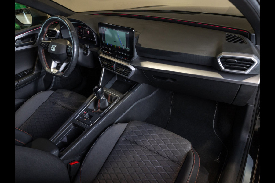 Seat Leon Sportstourer 1.5 TSI FR / 150pk / Stoel en stuur verwaming / Achteruitrij camera /