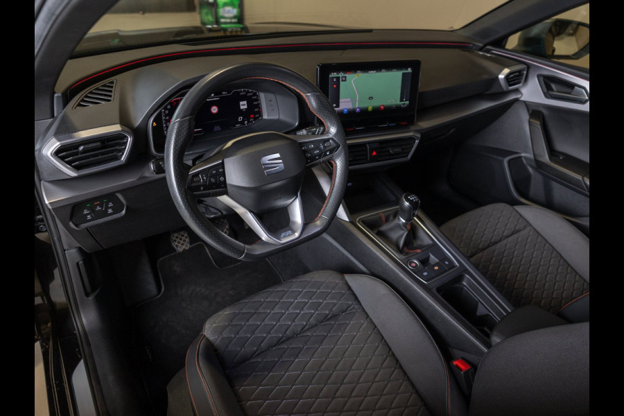 Seat Leon Sportstourer 1.5 TSI FR / 150pk / Stoel en stuur verwaming / Achteruitrij camera /