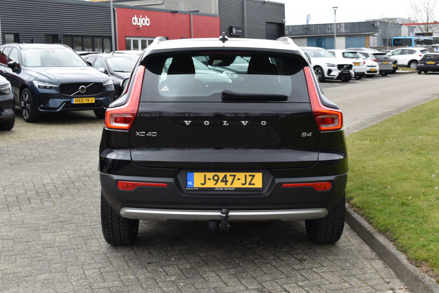Volvo XC40 B4 211PK Business Pro | Trekhaak | ACC | Blis | Camera | 18"LMV