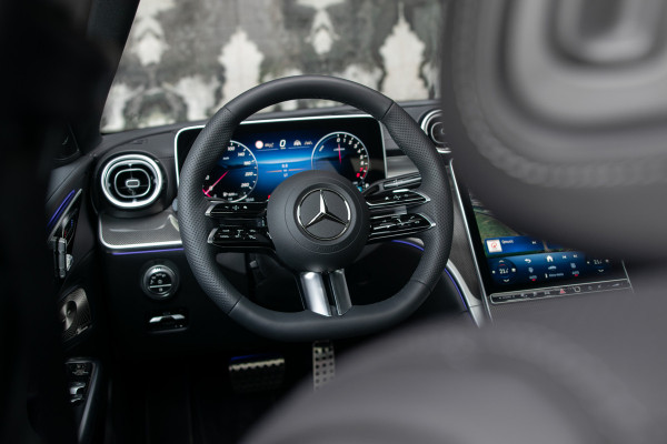 Mercedes-Benz C-Klasse 300 e AMG Magno|Nappa|Night|Rij-assistentie Plus|Keyless-Go|Stoelkoeling|Pano|360°|Burmester|19''