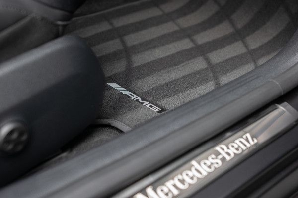 Mercedes-Benz C-Klasse 300 e AMG Magno|Nappa|Night|Rij-assistentie Plus|Keyless-Go|Stoelkoeling|Pano|360°|Burmester|19''