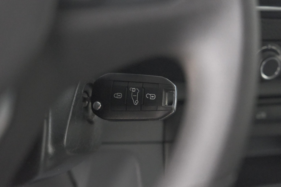 Peugeot e-Expert Long Premium 75 kWh | Laadruimte Pakket | Camera | Dodehoekdetectie | Apple Carplay