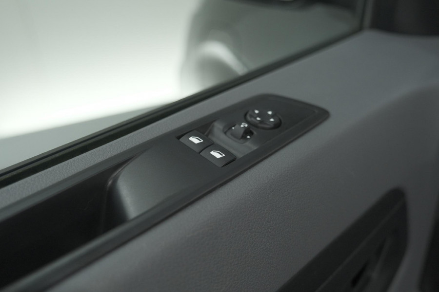 Peugeot e-Expert Long Premium 75 kWh | Laadruimte Pakket | Camera | Dodehoekdetectie | Apple Carplay