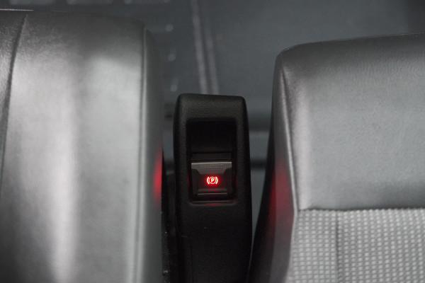 Peugeot e-Expert Long Premium 75 kWh | Laadruimte Pakket | Camera | Dodehoekdetectie | Apple Carplay