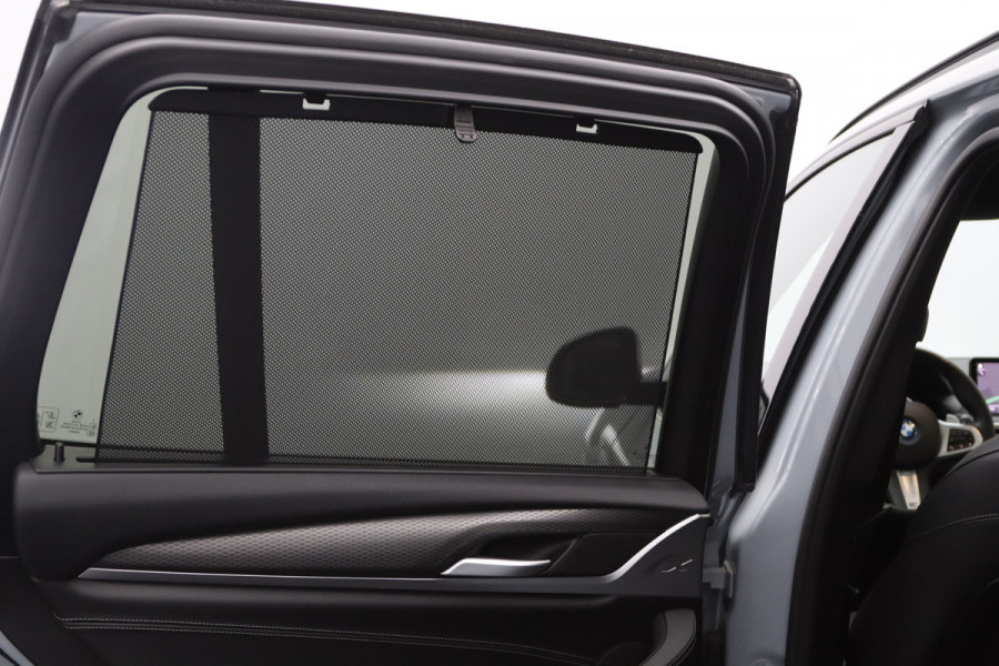 BMW X3 xDrive30e 293 High Executive PHEV, Panoramadak, 360 Camera, Leder, Memory