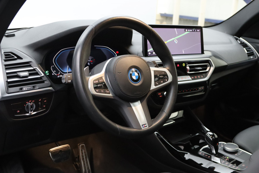 BMW X3 xDrive30e 293 High Executive PHEV, Panoramadak, 360 Camera, Leder, Memory