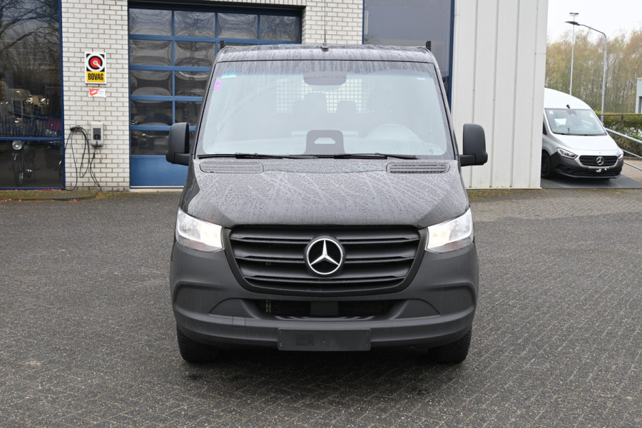 Mercedes-Benz Sprinter 317 CDI L2 RWD Pro DC 3500kg Trekhaak, MBUX met camera, Etc.