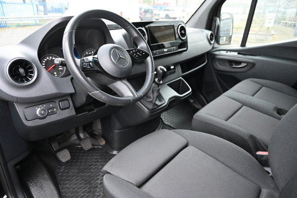 Mercedes-Benz Sprinter 317 CDI L2 RWD Pro DC 3500kg Trekhaak, MBUX met camera, Etc.