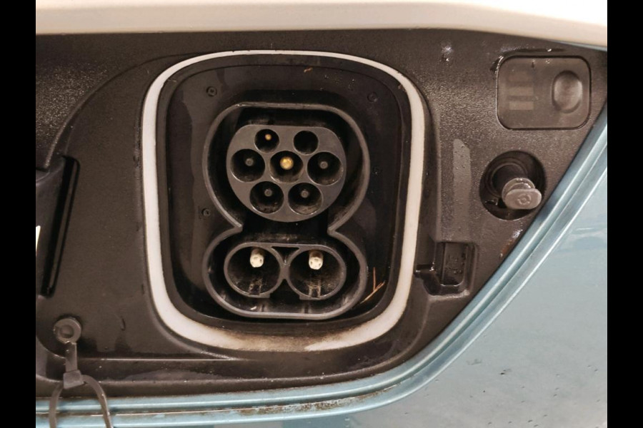 Hyundai Kona EV Comfort 64 kWh NL-AUTO | SOH 100% | NAVI