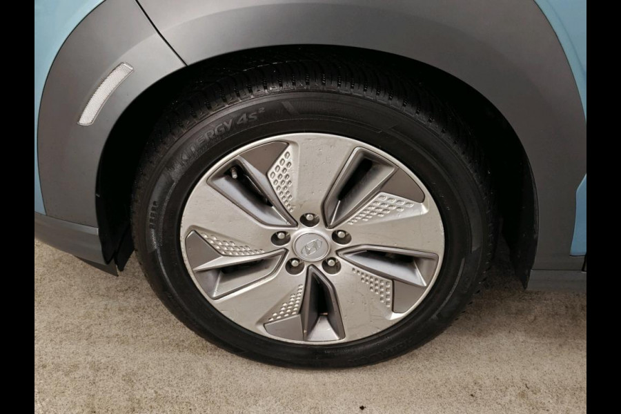 Hyundai Kona EV Comfort 64 kWh NL-AUTO | SOH 100% | NAVI