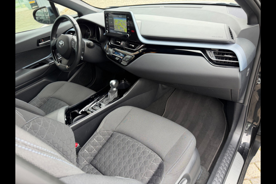 Toyota C-HR 2.0 Hybrid Business Plus, CarPlay, KeyLess, LED