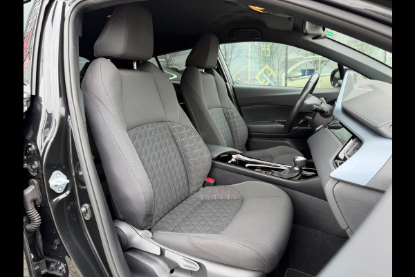 Toyota C-HR 2.0 Hybrid Business Plus, CarPlay, KeyLess, LED