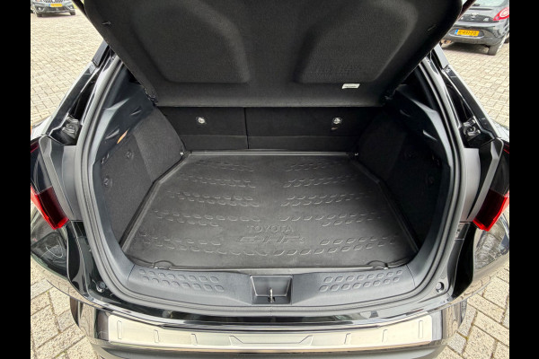 Toyota C-HR 2.0 Hybrid Business Plus, CarPlay, KeyLess, LED