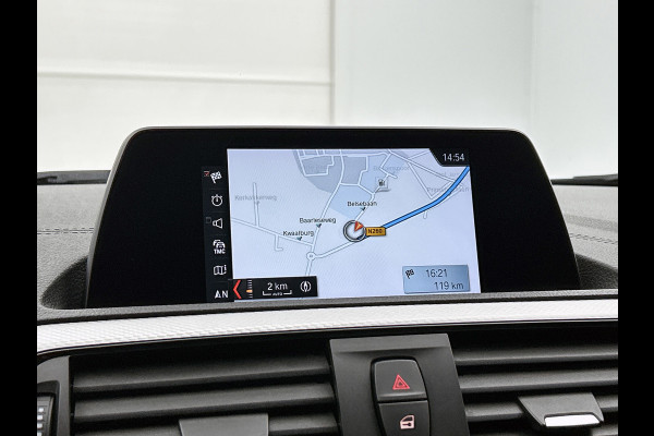 BMW 1-serie 118i Edition M Sport Shadow Executive | Goed onderH | Park sens | StoelverW | Navi| Cruise | etc