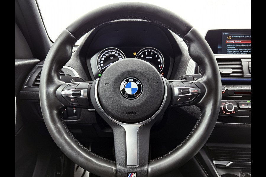 BMW 1-serie 118i Edition M Sport Shadow Executive | Goed onderH | Park sens | StoelverW | Navi| Cruise | etc