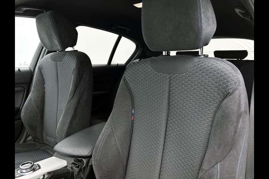 BMW 1-serie 118i Edition M Sport Shadow Executive | Goed onderH | Park sens | StoelverW | Navi| Cruise | etc
