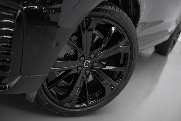 Volvo XC60 2.0 T6 Plug-in hybrid AWD Ultra Black Edition |Pano|H&K|360cam|Memory|