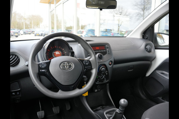 Toyota Aygo 1.0 VVT-i x-fun | Bluetooth | Airco |