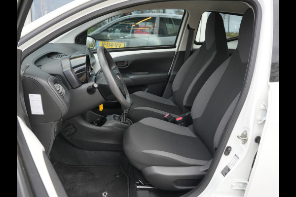 Toyota Aygo 1.0 VVT-i x-fun | Bluetooth | Airco |