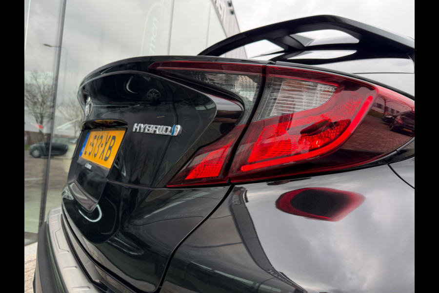 Toyota C-HR 2.0 Hybrid Business Plus, CarPlay, KeyLess, LED