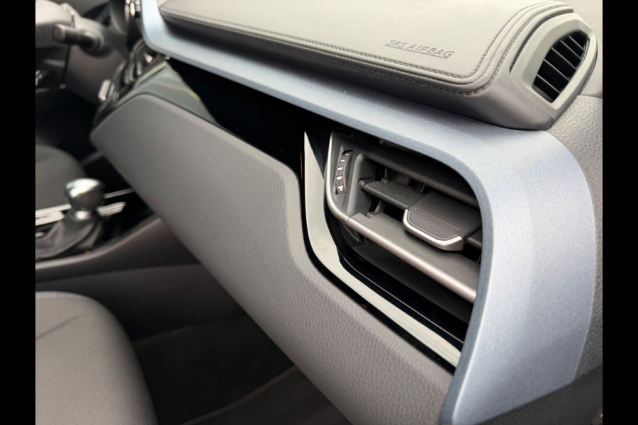 Toyota C-HR 2.0 Hybrid Business Plus, CarPlay, KeyLess, LED