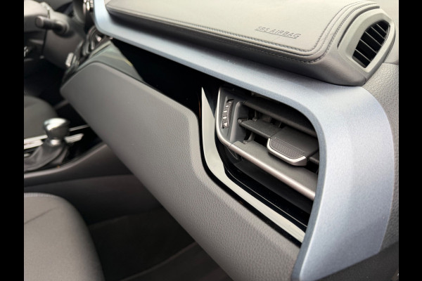 Toyota C-HR 2.0 Hybrid Business Plus, CarPlay, KeyLess, LED