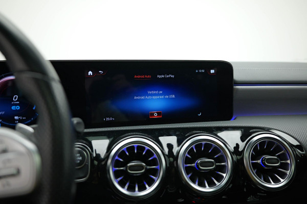 Mercedes-Benz A-Klasse A250e AMG Line |Pano|Ambient|Carplay|Dodehoek|