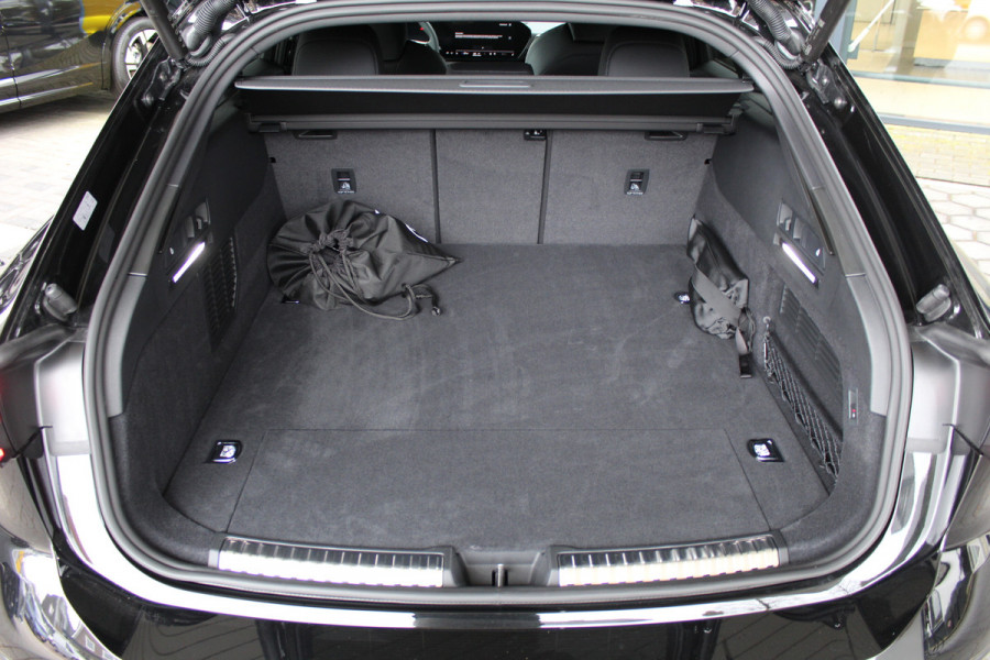 Audi A6 Avant 2.0 e-hybrid quattro S-Line edition | Trekhaak | Matrix | Navigatie | MMI Display | Tech plus | Alcantara