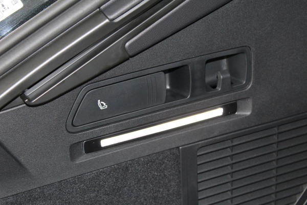 Audi A6 Avant 2.0 e-hybrid quattro S-Line edition | Trekhaak | Matrix | Navigatie | MMI Display | Tech plus | Alcantara