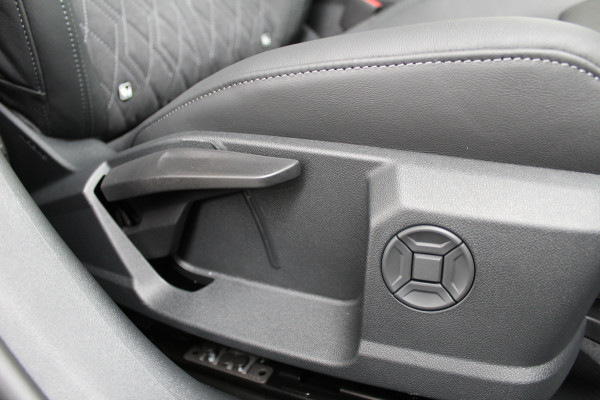 Audi A6 Avant 2.0 e-hybrid quattro S-Line edition | Trekhaak | Matrix | Navigatie | MMI Display | Tech plus | Alcantara