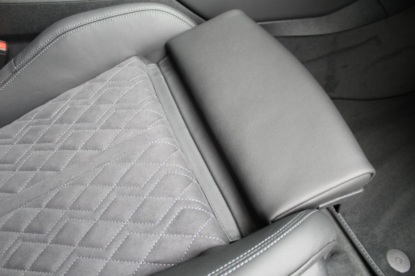 Audi A6 Avant 2.0 e-hybrid quattro S-Line edition | Trekhaak | Matrix | Navigatie | MMI Display | Tech plus | Alcantara