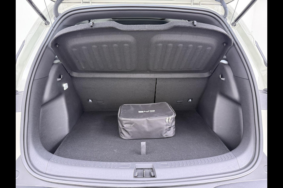 BYD ATTO 2 Boost 45 kWh | DIRECT LEVERBAAR | Volledige BYD Fabrieksgarantie t/m 11-2030 of 150.000 km | Stoel & Stuurverwarming | Adaptieve Cruise | 360° Camera | Panoramadak | Dodehoekassistent | Origineel NL Auto