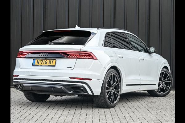 Audi Q8 55 TFSI e quattro Pro Line | S-Seats | B&O Sound | Head-Up | Night vision | Luchtvering | Adaptive cruise  | Camera | Keyless | Ambiance interieur |