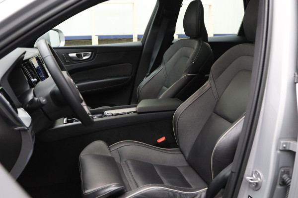 Volvo XC60 2.0 T6 Plug-in hybrid AWD 350 PK Ultimate Bright Long Range, Sportstoelen, Panoramadak, Harman / Kardon Geluidssysteem