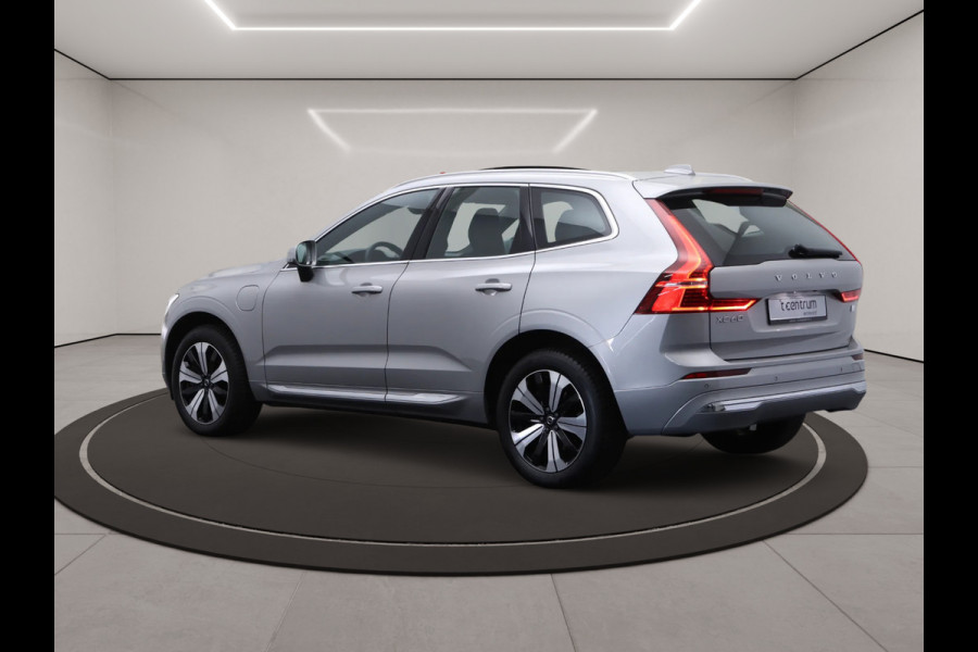Volvo XC60 2.0 T6 Plug-in hybrid AWD 350 PK Ultimate Bright Long Range, Sportstoelen, Panoramadak, Harman / Kardon Geluidssysteem