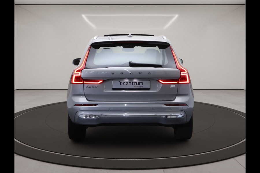 Volvo XC60 2.0 T6 Plug-in hybrid AWD 350 PK Ultimate Bright Long Range, Sportstoelen, Panoramadak, Harman / Kardon Geluidssysteem