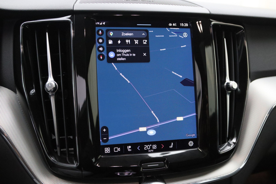 Volvo XC60 2.0 T6 Plug-in hybrid AWD 350 PK Ultimate Bright Long Range, Sportstoelen, Panoramadak, Harman / Kardon Geluidssysteem