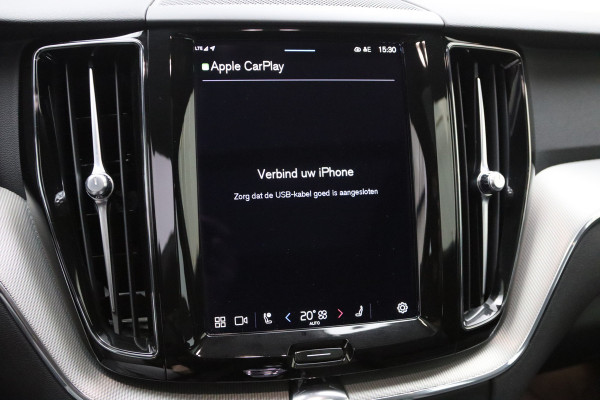 Volvo XC60 2.0 T6 Plug-in hybrid AWD 350 PK Ultimate Bright Long Range, Sportstoelen, Panoramadak, Harman / Kardon Geluidssysteem