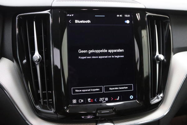 Volvo XC60 2.0 T6 Plug-in hybrid AWD 350 PK Ultimate Bright Long Range, Sportstoelen, Panoramadak, Harman / Kardon Geluidssysteem