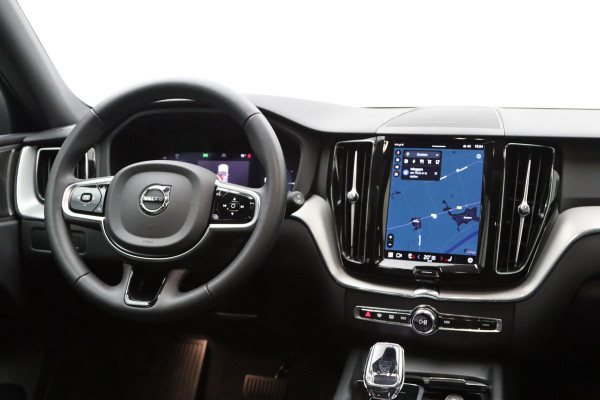 Volvo XC60 2.0 T6 Plug-in hybrid AWD 350 PK Ultimate Bright Long Range, Sportstoelen, Panoramadak, Harman / Kardon Geluidssysteem