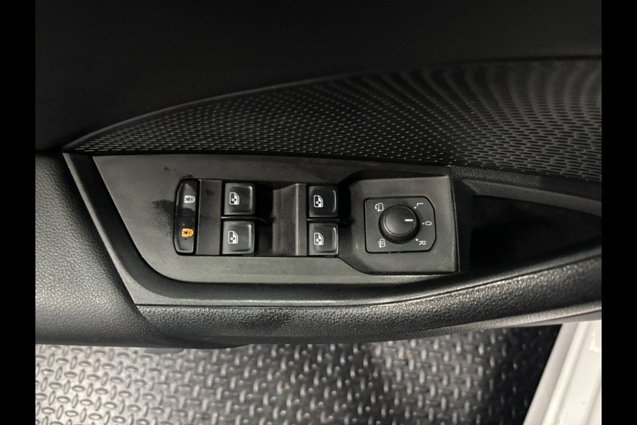 Škoda Octavia Combi 1.0 e-TSI Business Edition Plus Automaat | Navi | Clima | Cruise | PDC| Trekhaak