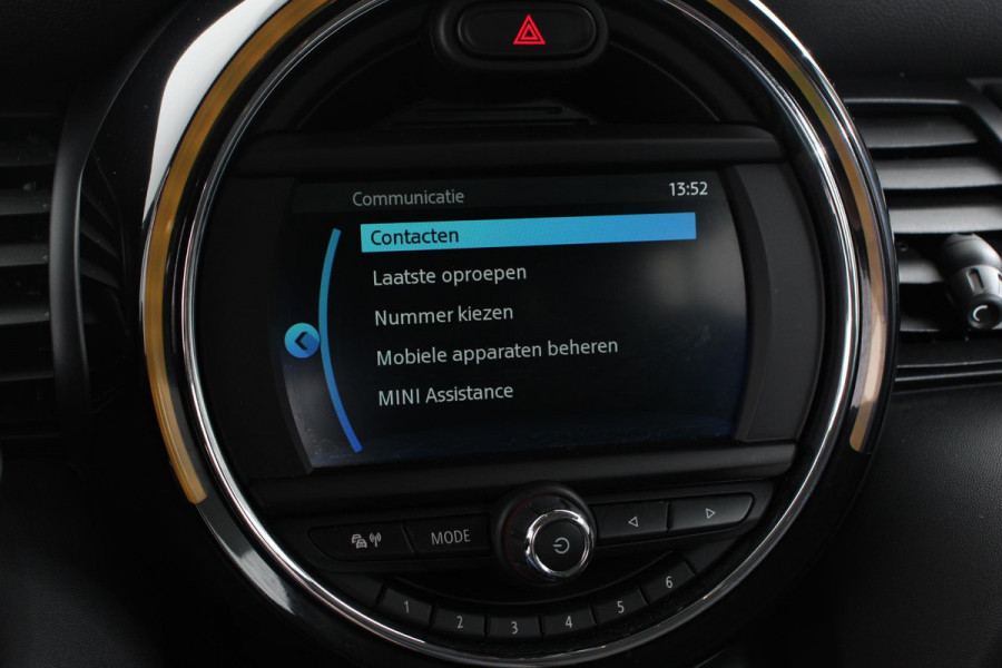 MINI One 1.5 Automaat One Pepper | Matrix Led koplampen | Climate Control | Parkeersensoren | Cruise Control Adaptive | Stoelverwarming | Union Jack lampen | Camera