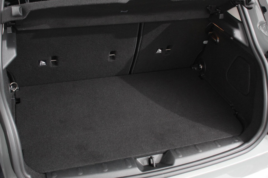 MINI One 1.5 Automaat One Pepper | Matrix Led koplampen | Climate Control | Parkeersensoren | Cruise Control Adaptive | Stoelverwarming | Union Jack lampen | Camera