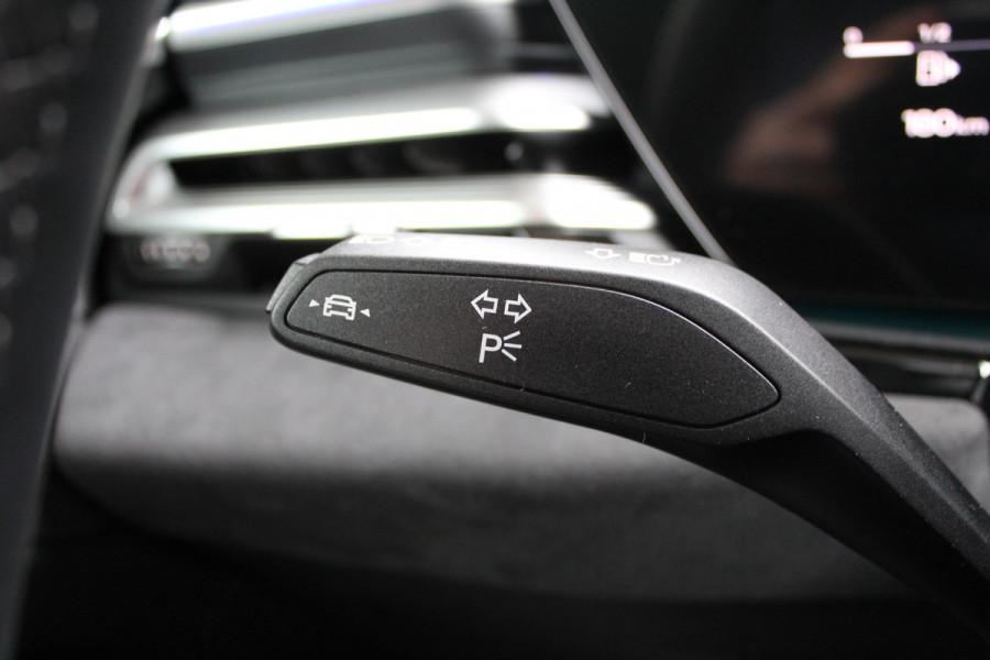 Audi A6 Avant 2.0 e-hybrid quattro S-Line edition | Trekhaak | Matrix | Navigatie | MMI Display | Tech plus | Alcantara