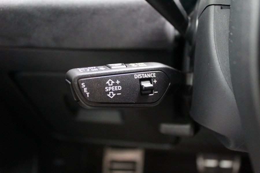 Audi A6 Avant 2.0 e-hybrid quattro S-Line edition | Trekhaak | Matrix | Navigatie | MMI Display | Tech plus | Alcantara